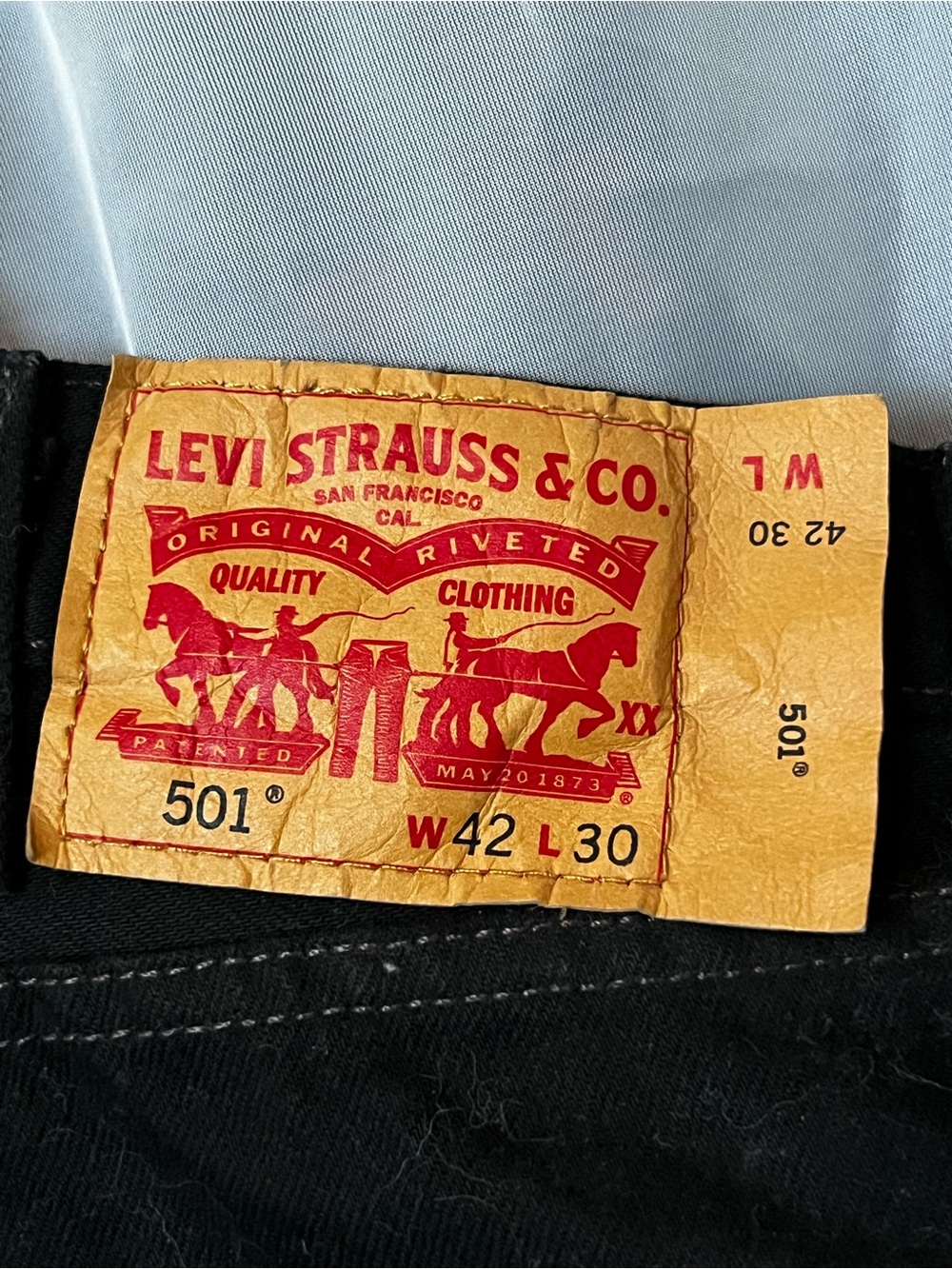 Levi's 501 Men's Black Straight Jeans Button up